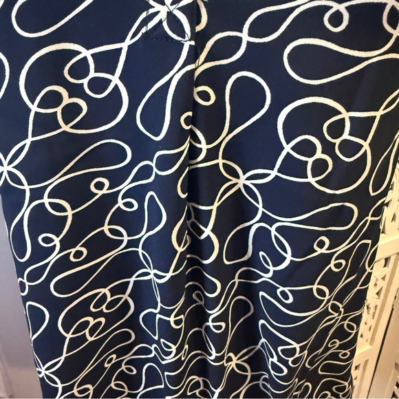 NWT Tahari Navy and White Blouse Sz M - Picture 4 of 7